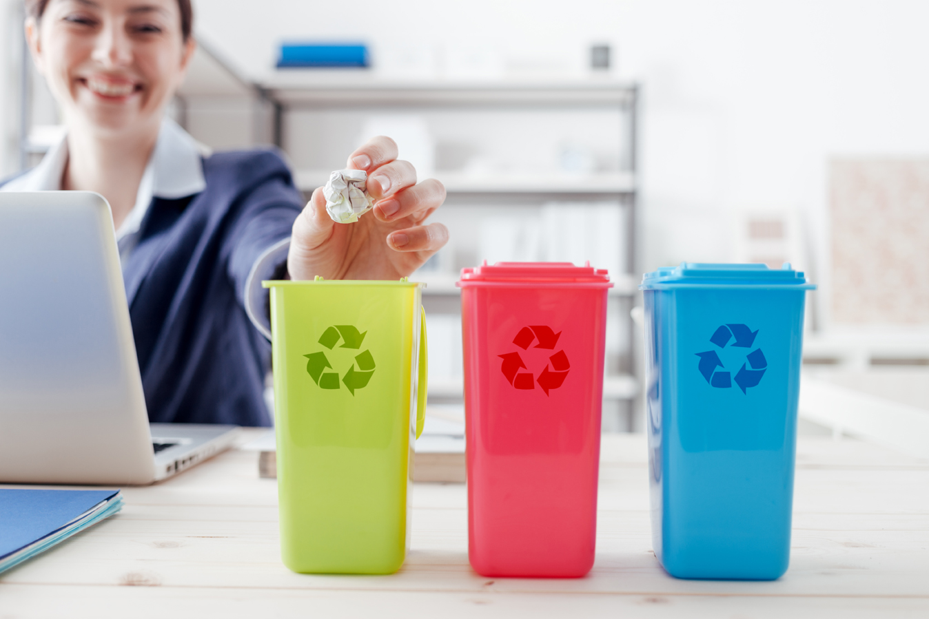 Waste separate collection and recycling in the workplace